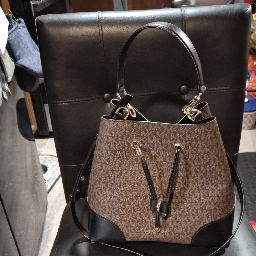 Michael Kors Brown & Black Signature Drawstring Hobo Bag - Picture 2 of 3